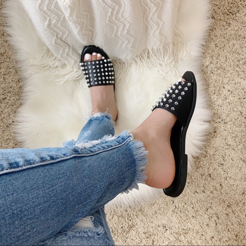NEW Kristina Sandal- in Black - Picture 6 of 6
